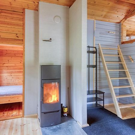Pinetree Cottages Cozy Log Cabin Kalanti Екстер'єр фото