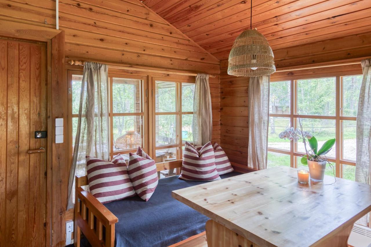 Pinetree Cottages Cozy Log Cabin Kalanti Екстер'єр фото