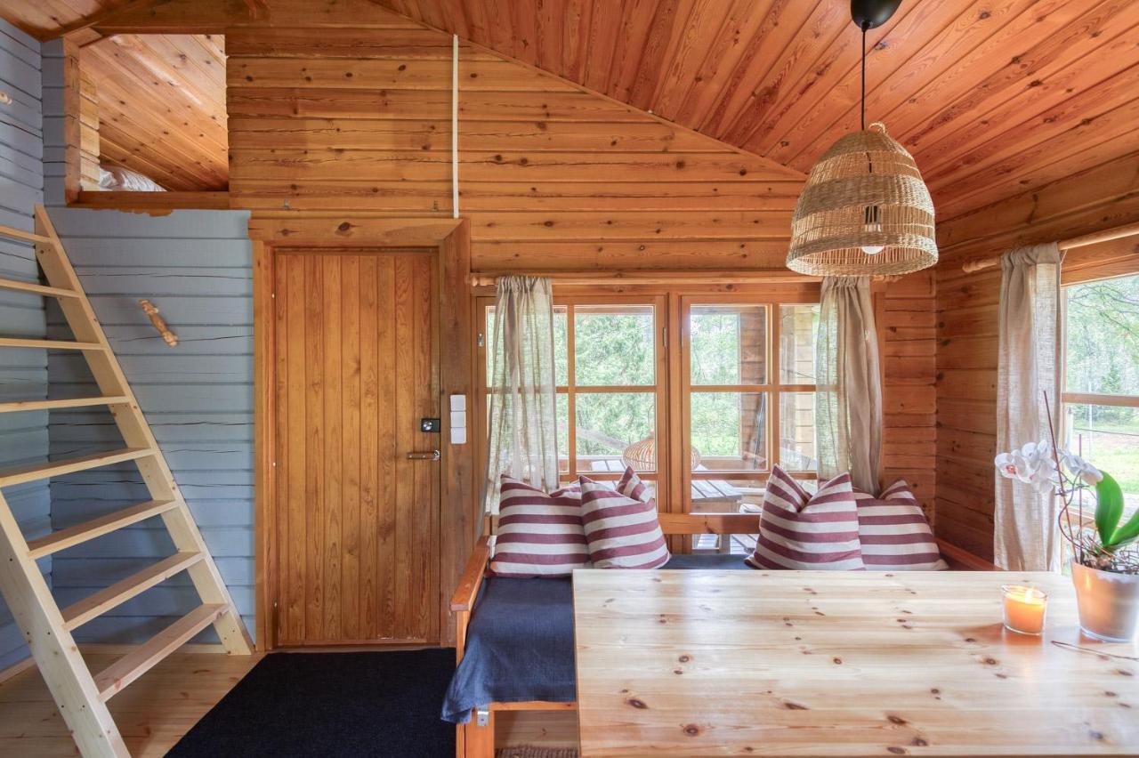 Pinetree Cottages Cozy Log Cabin Kalanti Екстер'єр фото