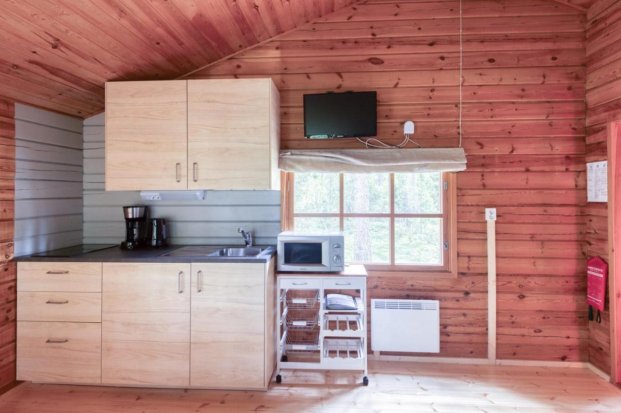 Pinetree Cottages Cozy Log Cabin Kalanti Екстер'єр фото
